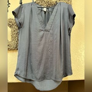 H&M size 14 shirt